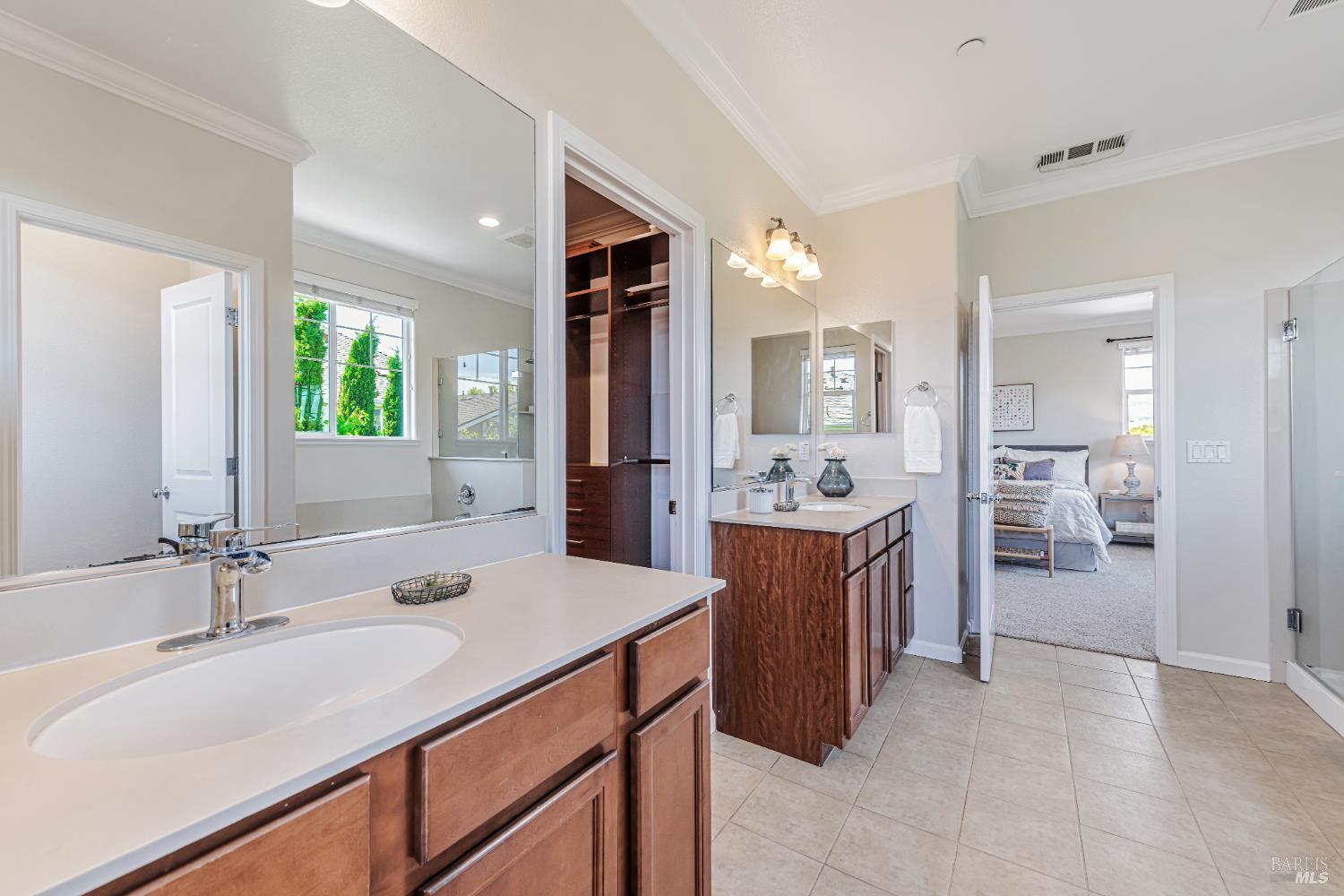Detail Gallery Image 31 of 55 For 1678 Southridge Dr, Petaluma,  CA 94954 - 4 Beds | 3 Baths