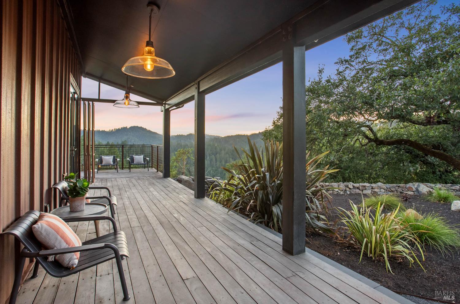 Detail Gallery Image 5 of 55 For 18200 Sweetwater Springs Rd, Guerneville,  CA 95446 - 3 Beds | 3 Baths