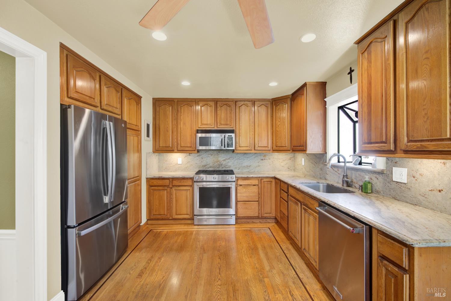 Detail Gallery Image 23 of 85 For 1835 Egret Ln, Hayward,  CA 94545 - 3 Beds | 2 Baths