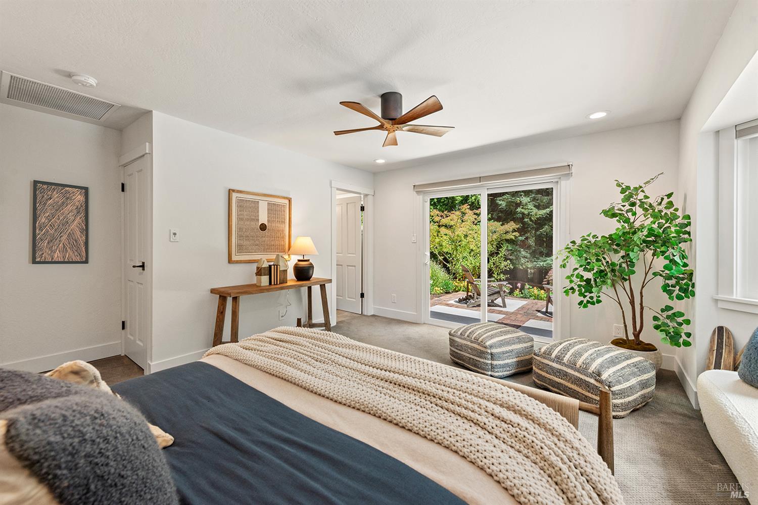 Detail Gallery Image 32 of 89 For 12675 Fiori Ln, Sebastopol,  CA 95472 - 4 Beds | 3/1 Baths