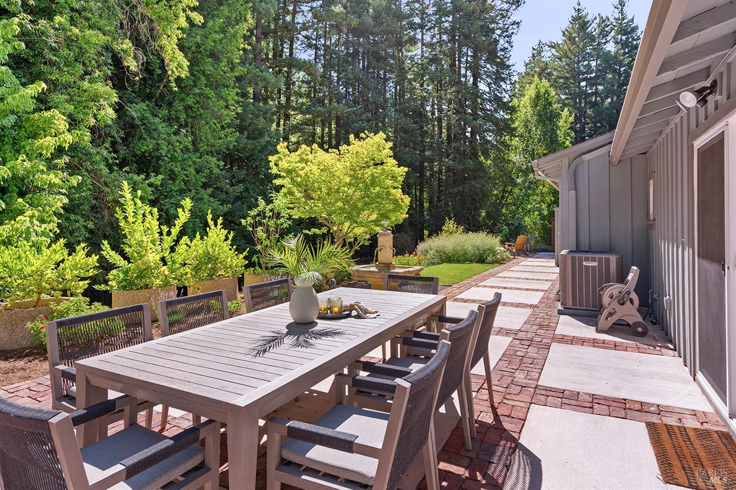 Detail Gallery Image 47 of 89 For 12675 Fiori Ln, Sebastopol,  CA 95472 - 4 Beds | 3/1 Baths
