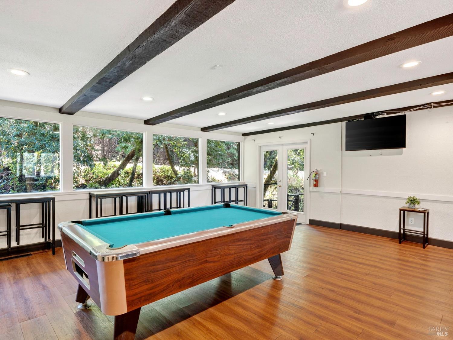 Detail Gallery Image 35 of 91 For 16451 Golf Rd, Cobb,  CA 95426 - 2 Beds | 1 Baths