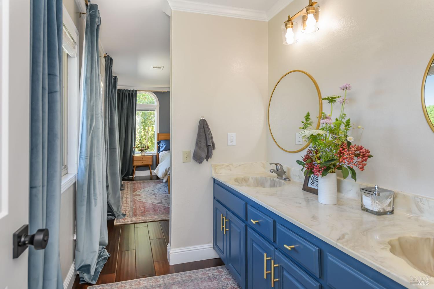Detail Gallery Image 35 of 61 For 620 Elm Dr, Petaluma,  CA 94952 - 5 Beds | 2/1 Baths