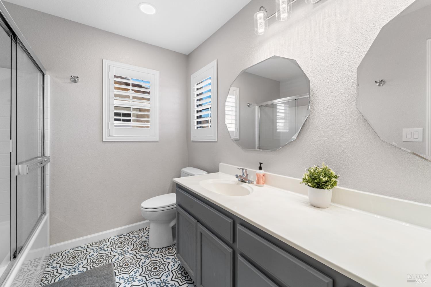 Detail Gallery Image 21 of 37 For 23 Castellina Cir Cir, American Canyon,  CA 94503 - 4 Beds | 3 Baths