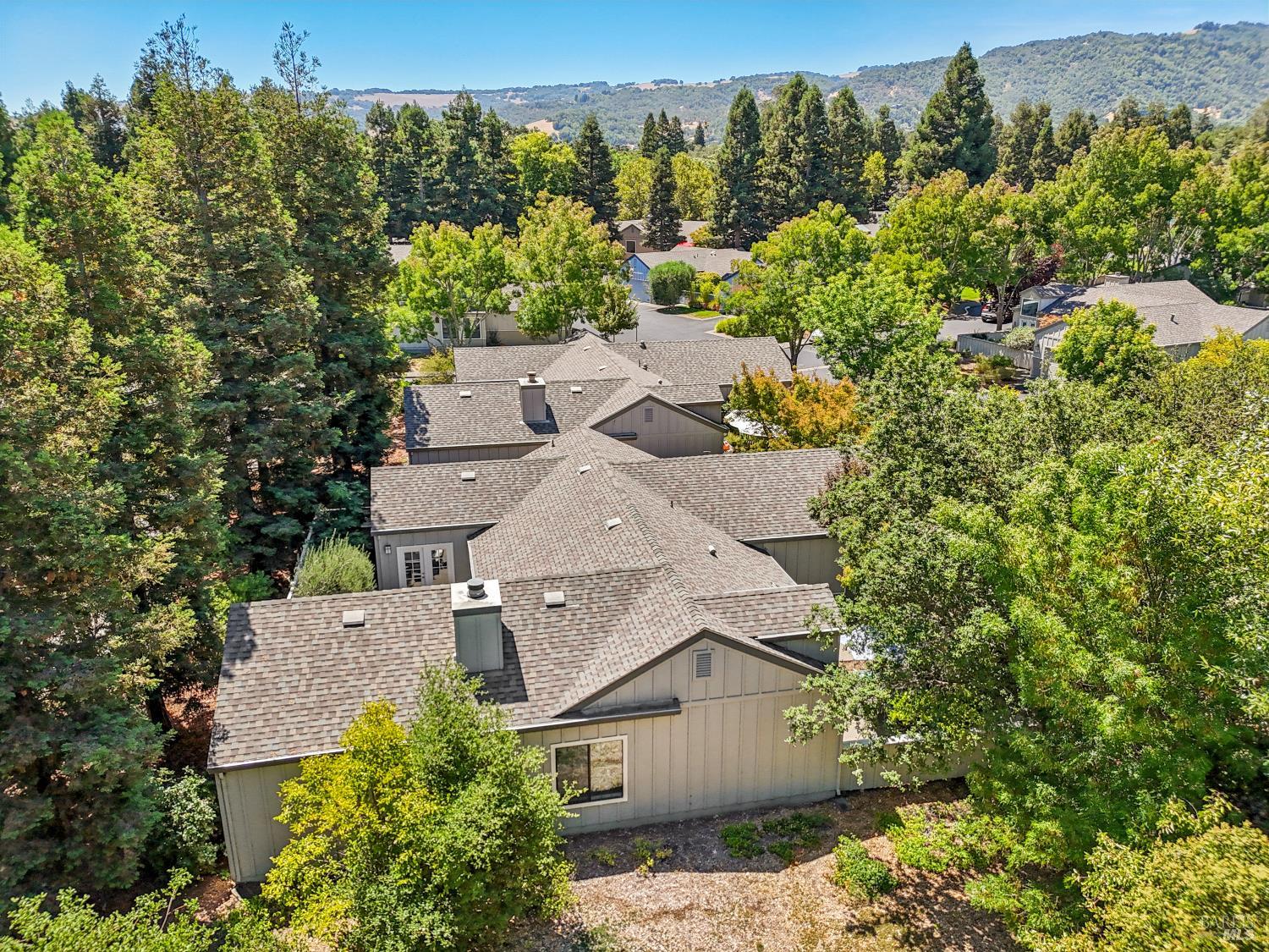 Detail Gallery Image 35 of 37 For 709 Amherst Cir, Sonoma,  CA 95476 - 3 Beds | 2 Baths