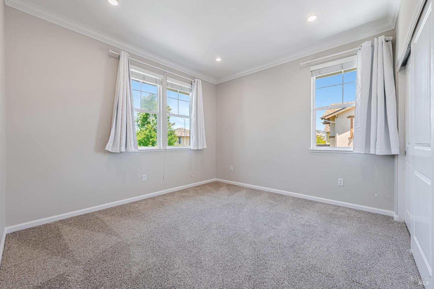 Detail Gallery Image 37 of 55 For 1678 Southridge Dr, Petaluma,  CA 94954 - 4 Beds | 3 Baths