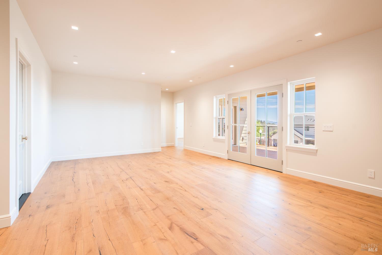 Detail Gallery Image 33 of 49 For 3788 Palazzo Ct, Santa Rosa,  CA 95404 - 4 Beds | 2/1 Baths