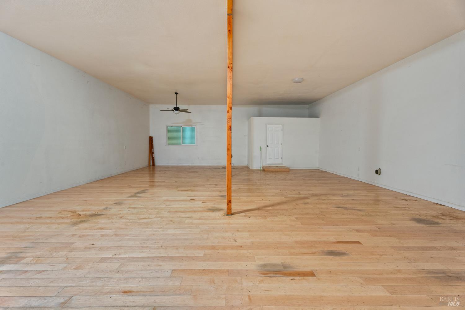 Detail Gallery Image 16 of 27 For 12400 Tomki Rd, Redwood Valley,  CA 95470 - – Beds | – Baths