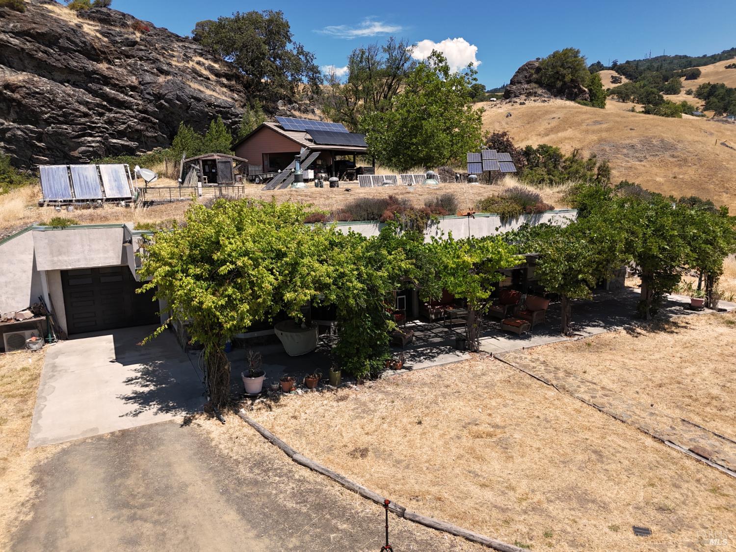 Detail Gallery Image 41 of 47 For 2980 Flat Rock Rd, Garberville,  CA 95542 - 3 Beds | 2 Baths