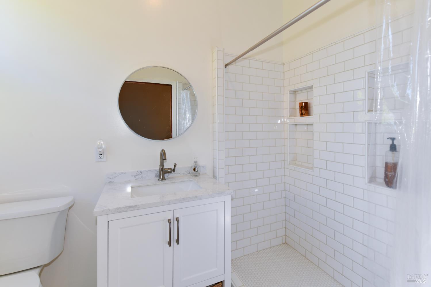 Detail Gallery Image 26 of 74 For 1545 Oak St, Napa,  CA 94559 - 2 Beds | 2 Baths