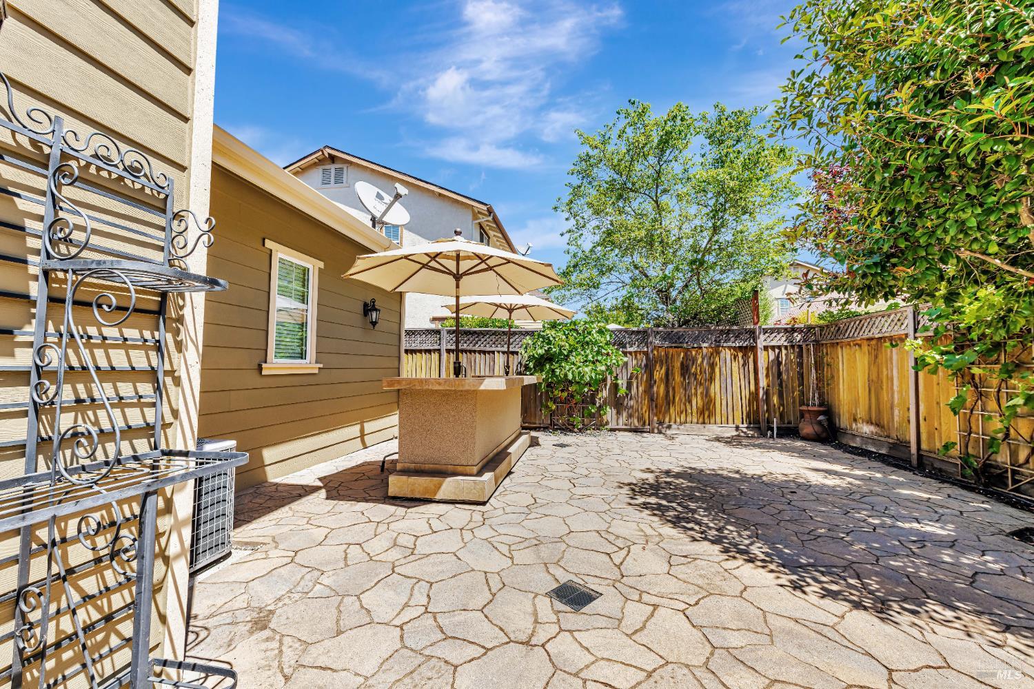 Detail Gallery Image 45 of 55 For 1678 Southridge Dr, Petaluma,  CA 94954 - 4 Beds | 3 Baths