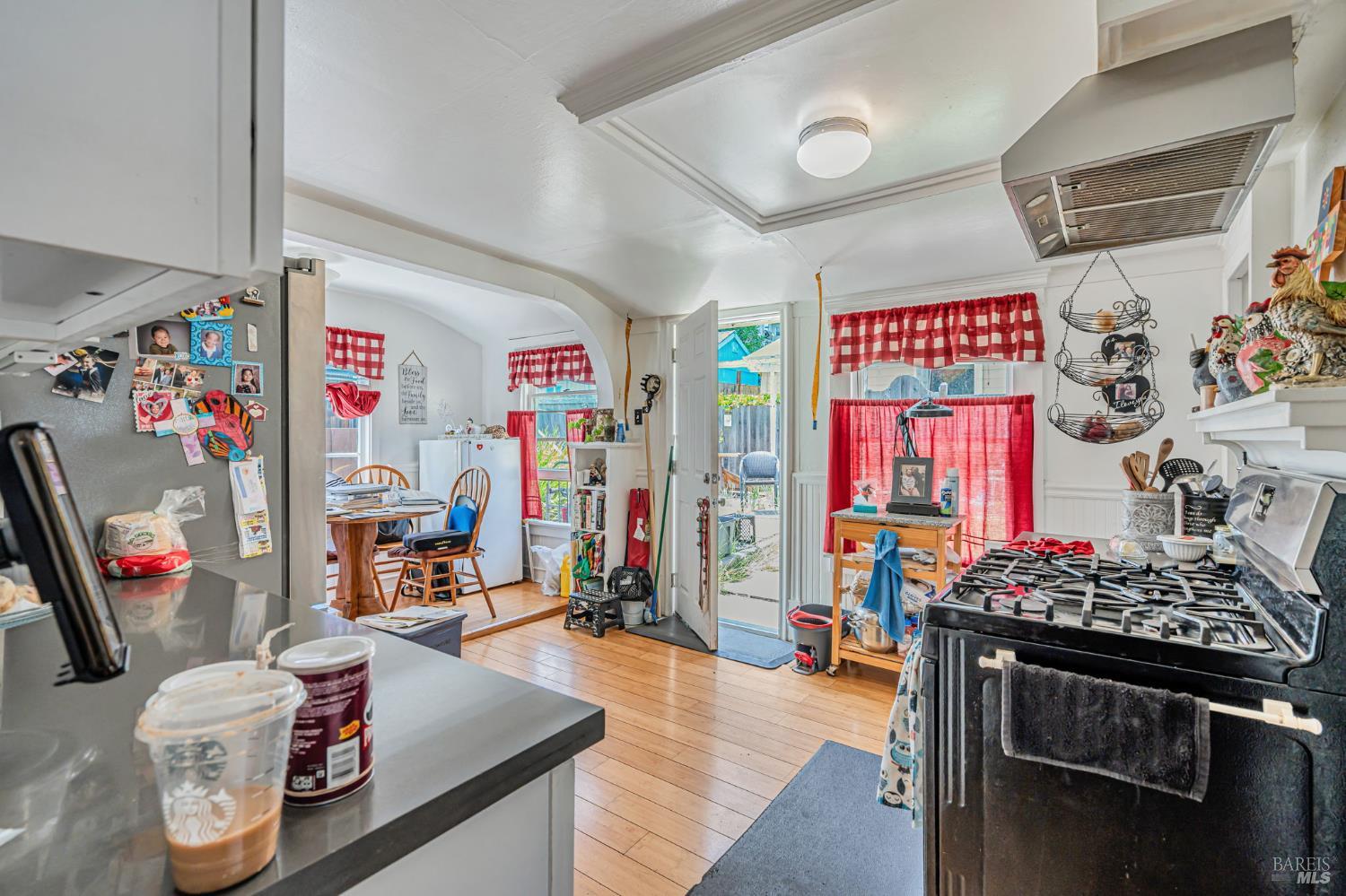 Detail Gallery Image 7 of 42 For 311 Alameda St, Vallejo,  CA 94590 - 2 Beds | 2 Baths