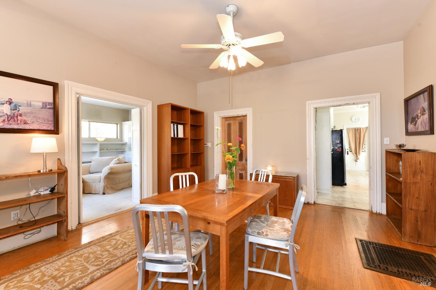 Detail Gallery Image 8 of 74 For 1545 Oak St, Napa,  CA 94559 - 2 Beds | 2 Baths