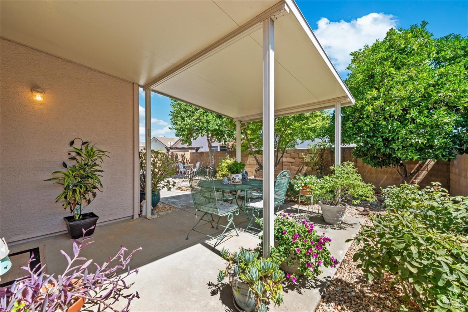 Detail Gallery Image 36 of 45 For 348 Trellis Ln, Vacaville,  CA 95687 - 2 Beds | 2 Baths
