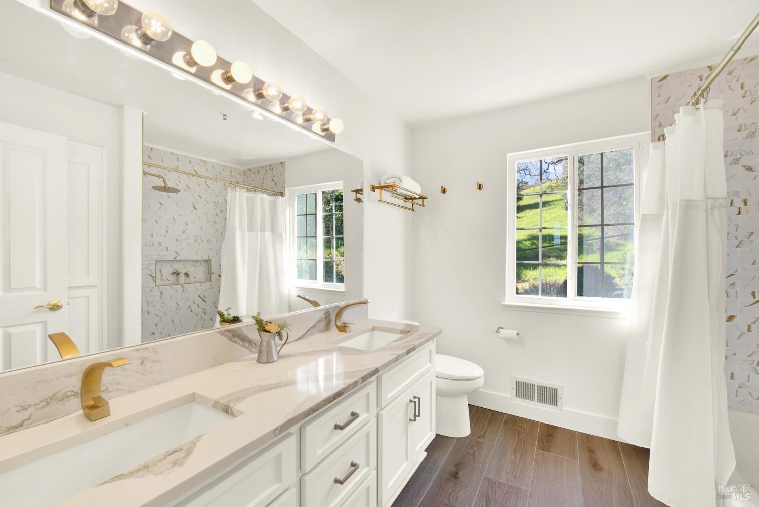 Detail Gallery Image 73 of 85 For 26 Clement Ct, Napa,  CA 94558 - 3 Beds | 2/1 Baths