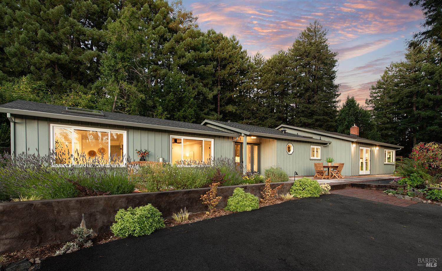 Detail Gallery Image 83 of 89 For 12675 Fiori Ln, Sebastopol,  CA 95472 - 4 Beds | 3/1 Baths