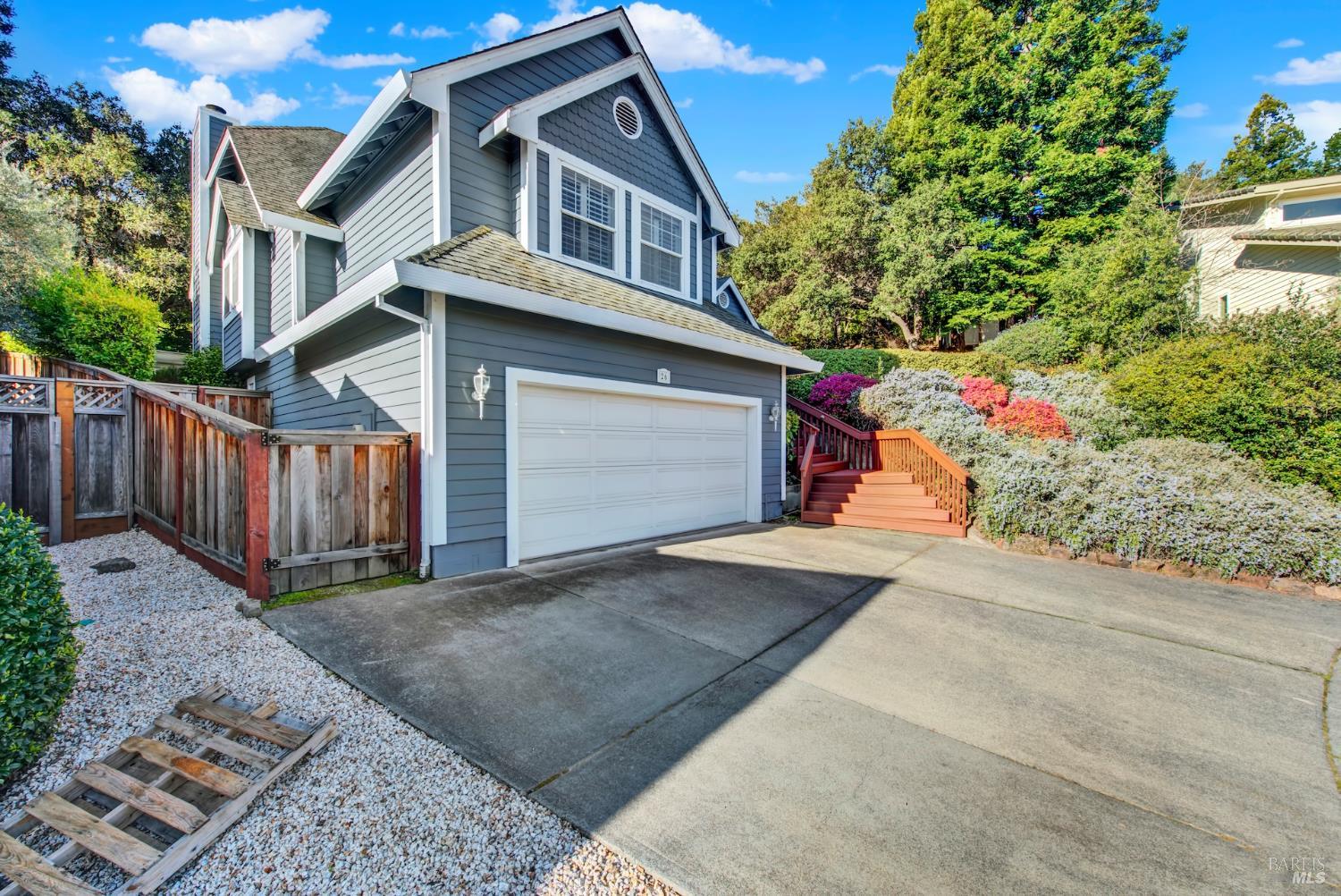 Detail Gallery Image 4 of 85 For 26 Clement Ct, Napa,  CA 94558 - 3 Beds | 2/1 Baths