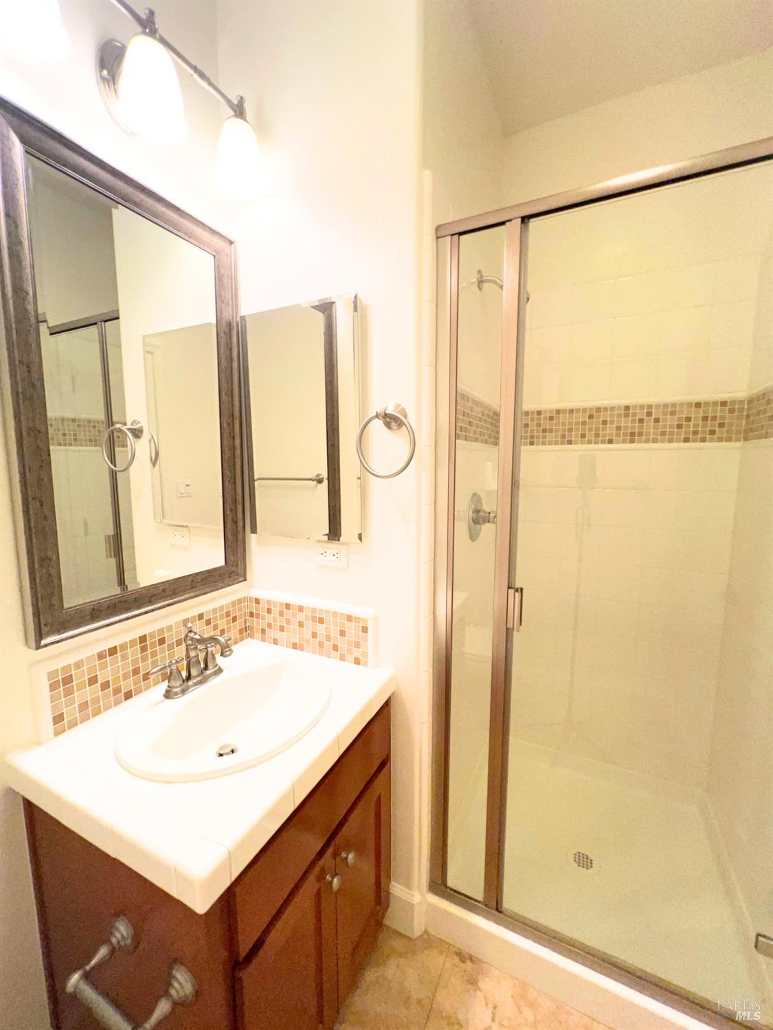 Detail Gallery Image 27 of 56 For 3127 Olympic Rd, Fairfield,  CA 94534 - 5 Beds | 3 Baths