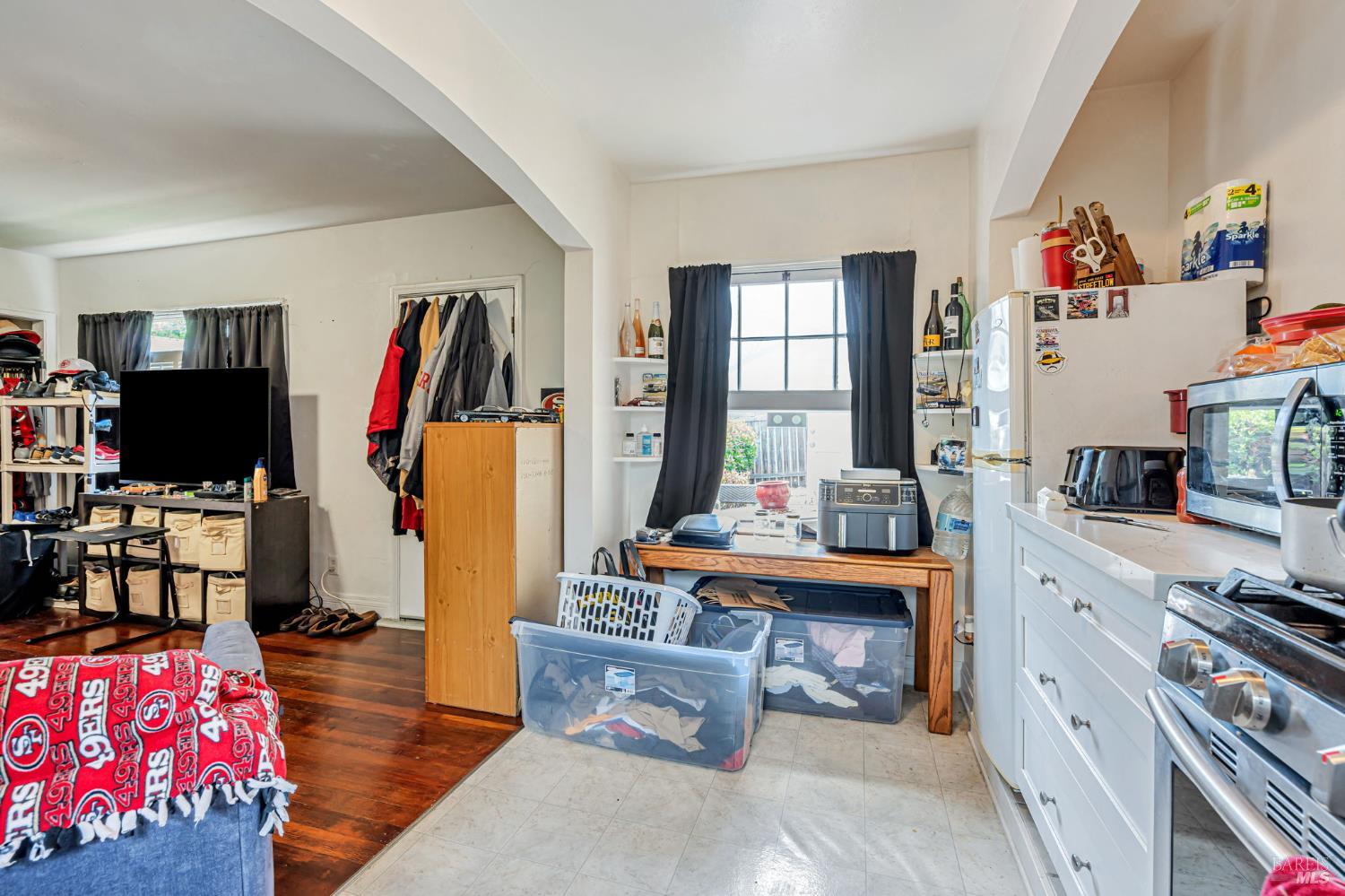 Detail Gallery Image 12 of 42 For 311 Alameda St, Vallejo,  CA 94590 - 2 Beds | 2 Baths