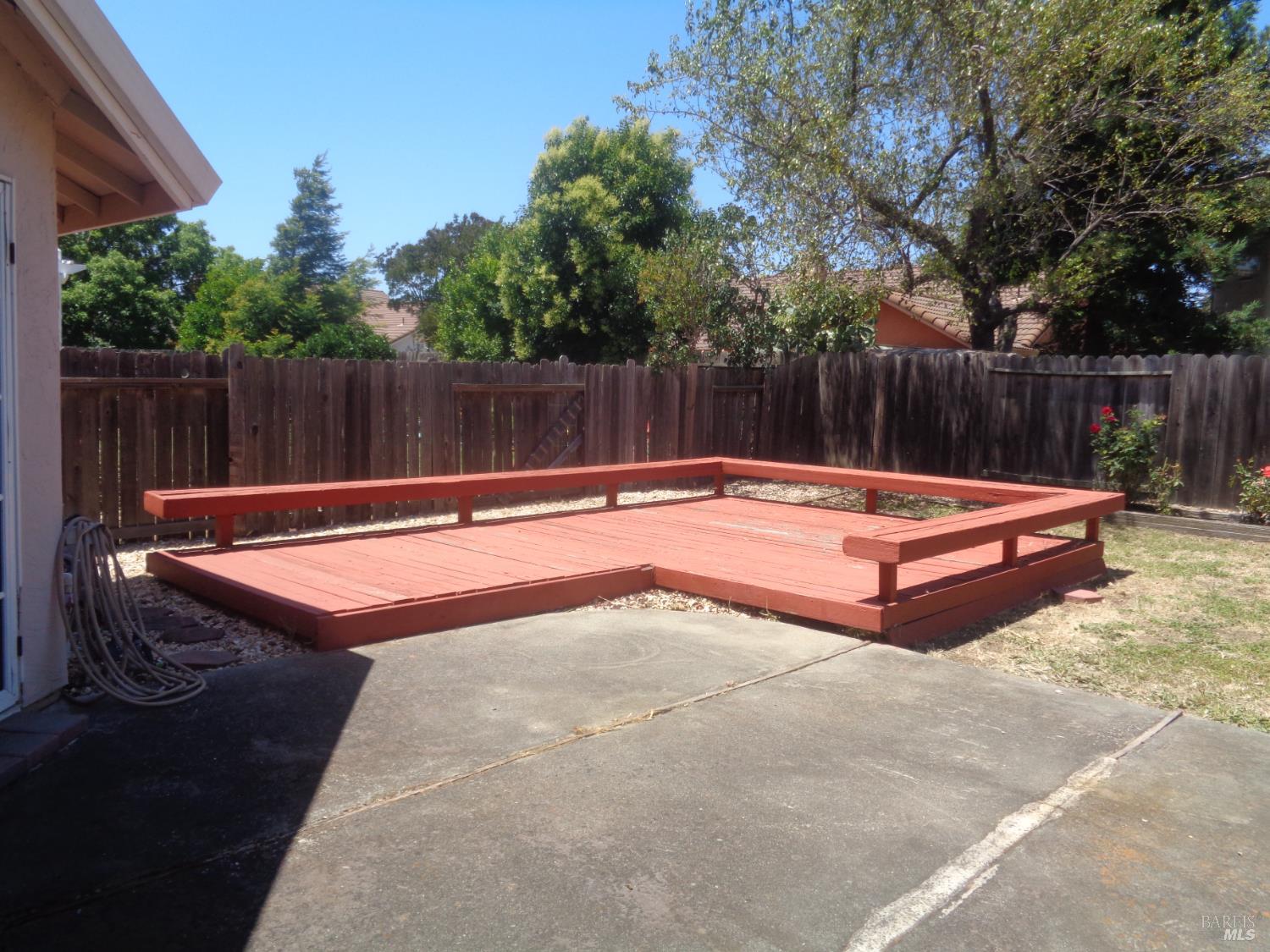 Detail Gallery Image 26 of 28 For 221 Sunhaven Dr, Fairfield,  CA 94533 - 3 Beds | 2 Baths