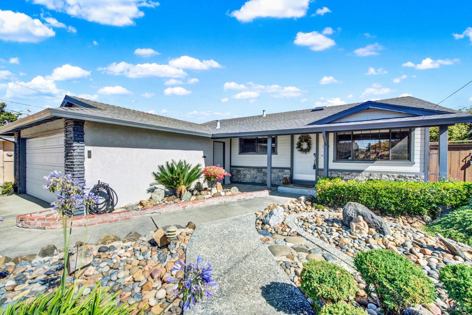 Detail Gallery Image 9 of 85 For 1835 Egret Ln, Hayward,  CA 94545 - 3 Beds | 2 Baths