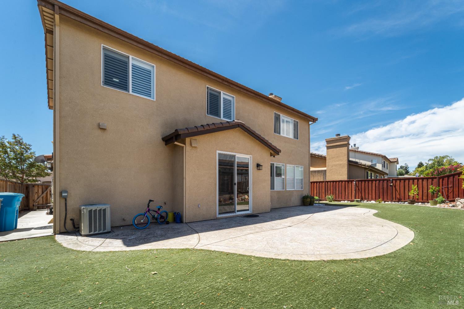 Detail Gallery Image 34 of 37 For 23 Castellina Cir Cir, American Canyon,  CA 94503 - 4 Beds | 3 Baths