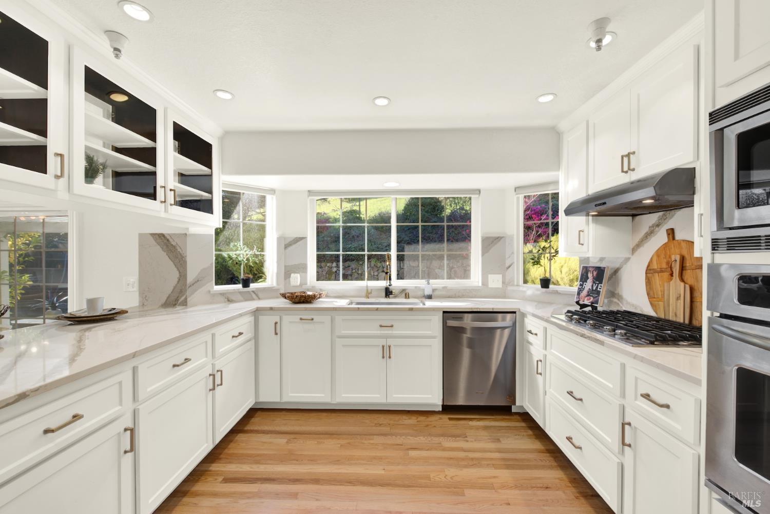 Detail Gallery Image 28 of 85 For 26 Clement Ct, Napa,  CA 94558 - 3 Beds | 2/1 Baths