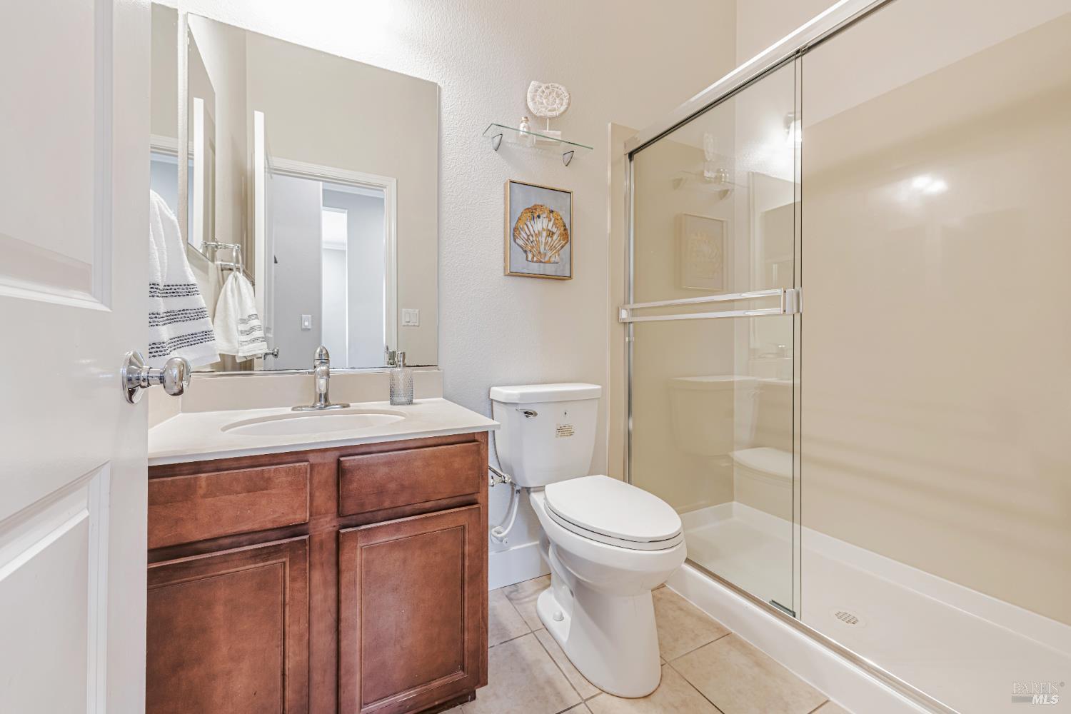 Detail Gallery Image 40 of 55 For 1678 Southridge Dr, Petaluma,  CA 94954 - 4 Beds | 3 Baths