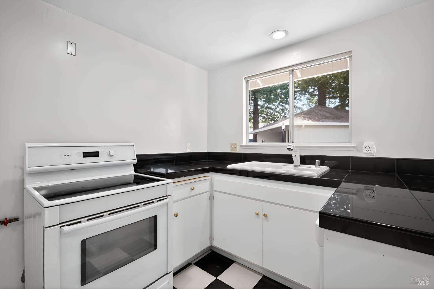 Detail Gallery Image 21 of 39 For 46 Aspen Meadows Cir, Santa Rosa,  CA 95409 - 1 Beds | 1 Baths
