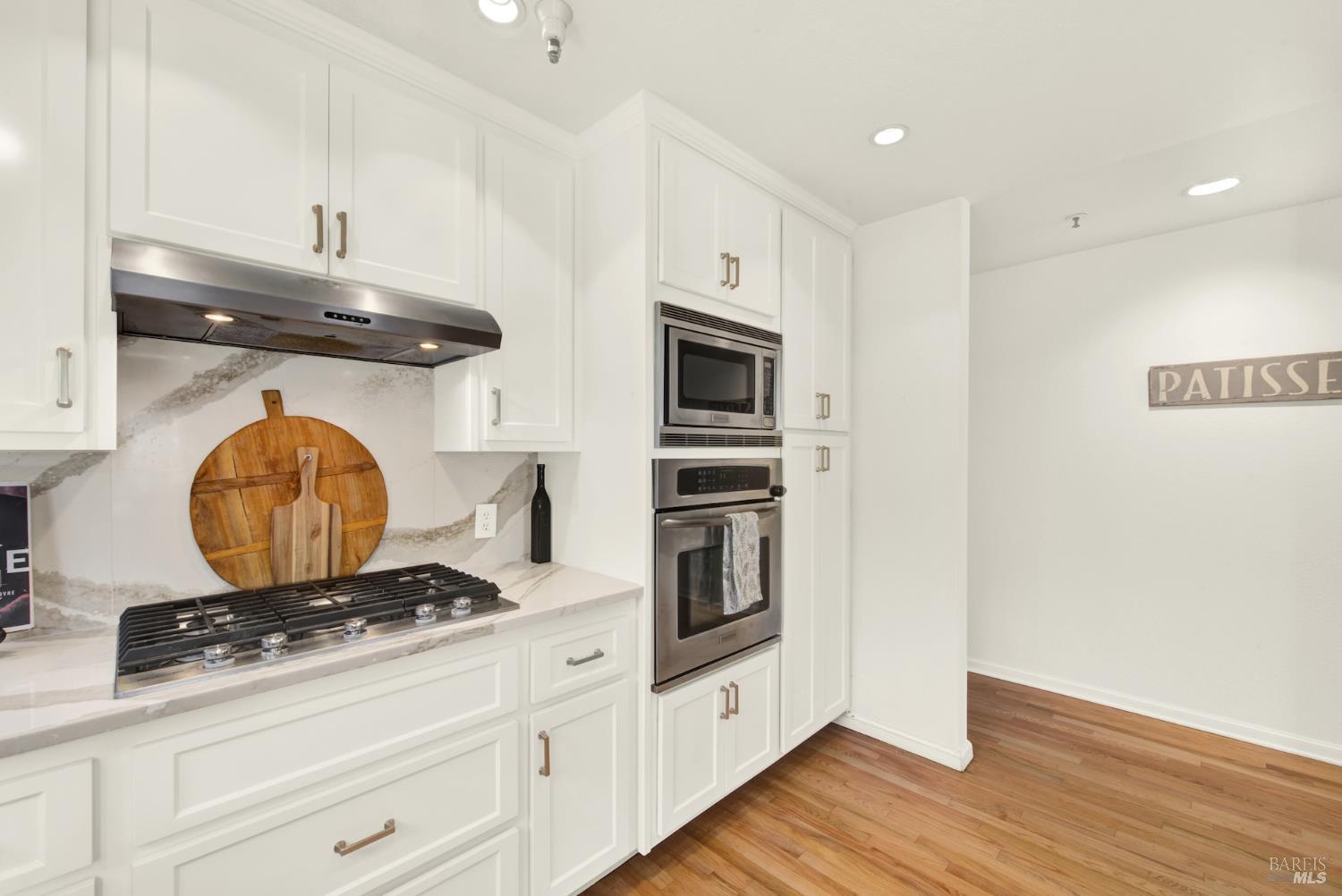 Detail Gallery Image 33 of 85 For 26 Clement Ct, Napa,  CA 94558 - 3 Beds | 2/1 Baths