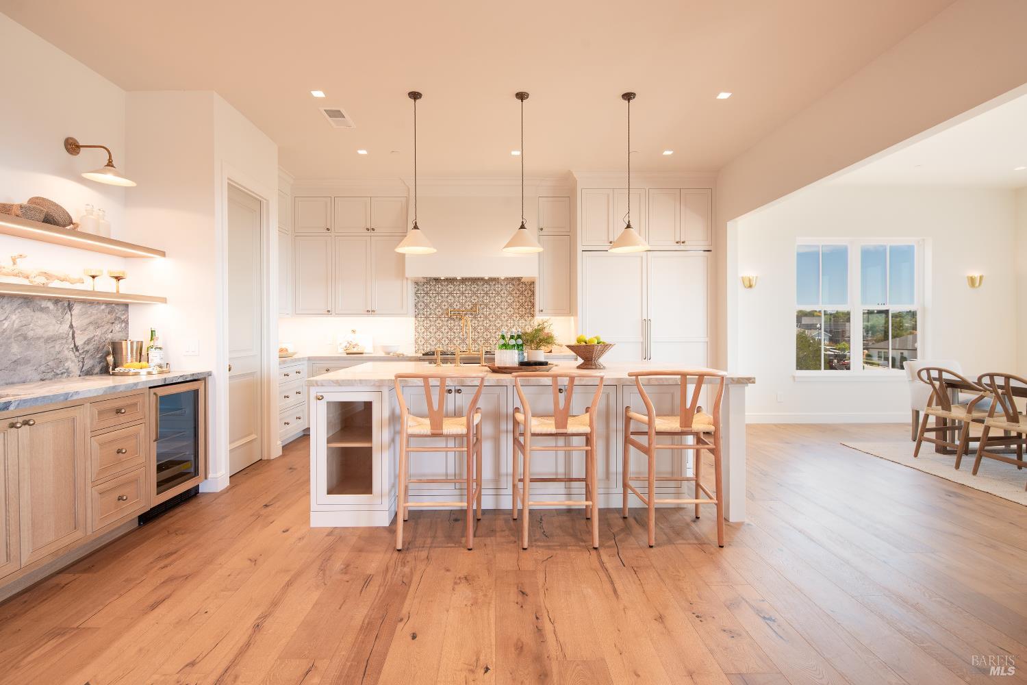 Detail Gallery Image 11 of 49 For 3788 Palazzo Ct, Santa Rosa,  CA 95404 - 4 Beds | 2/1 Baths