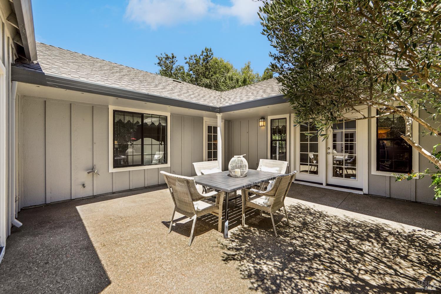 Detail Gallery Image 29 of 37 For 709 Amherst Cir, Sonoma,  CA 95476 - 3 Beds | 2 Baths