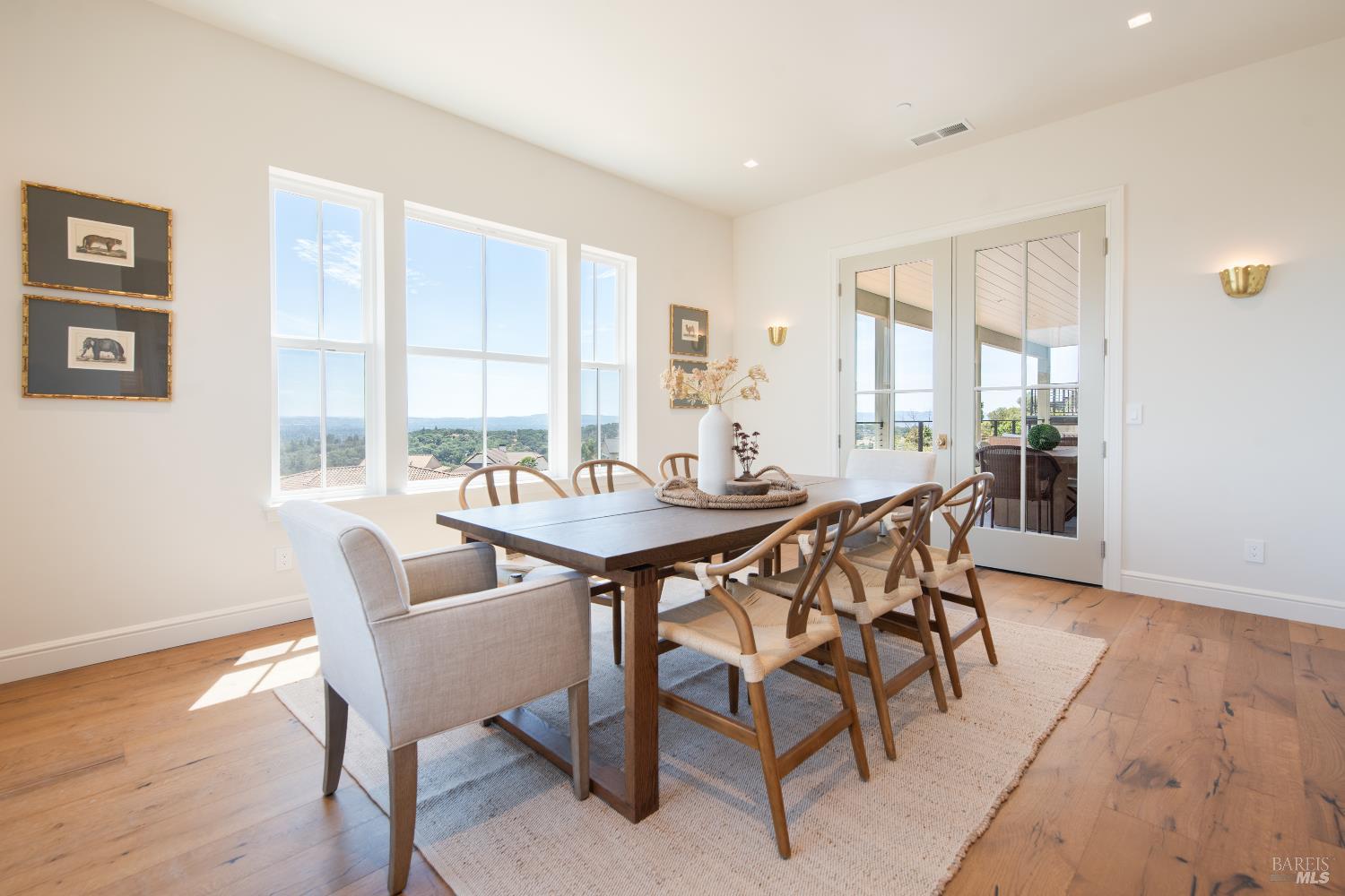 Detail Gallery Image 21 of 49 For 3788 Palazzo Ct, Santa Rosa,  CA 95404 - 4 Beds | 2/1 Baths