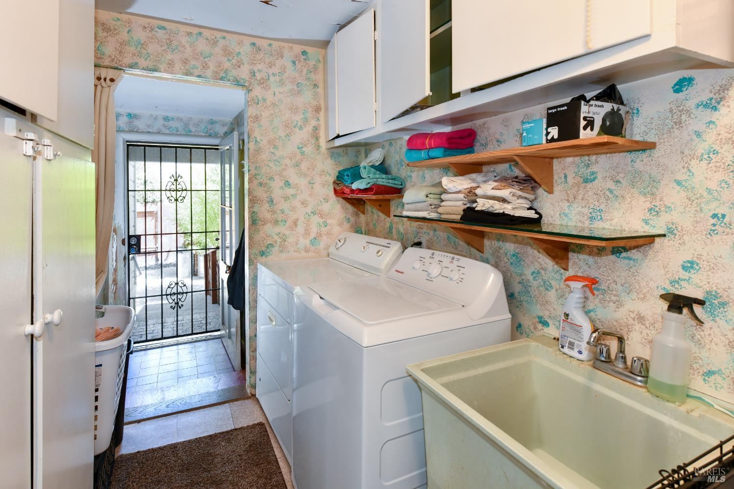 Detail Gallery Image 18 of 74 For 1545 Oak St, Napa,  CA 94559 - 2 Beds | 2 Baths