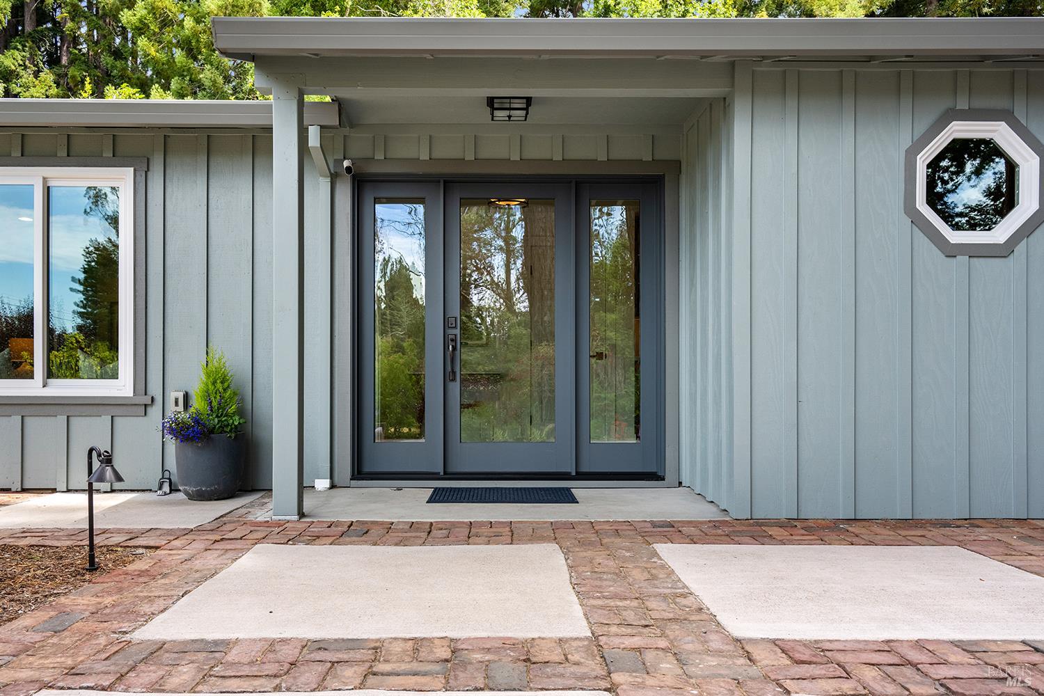 Detail Gallery Image 9 of 89 For 12675 Fiori Ln, Sebastopol,  CA 95472 - 4 Beds | 3/1 Baths