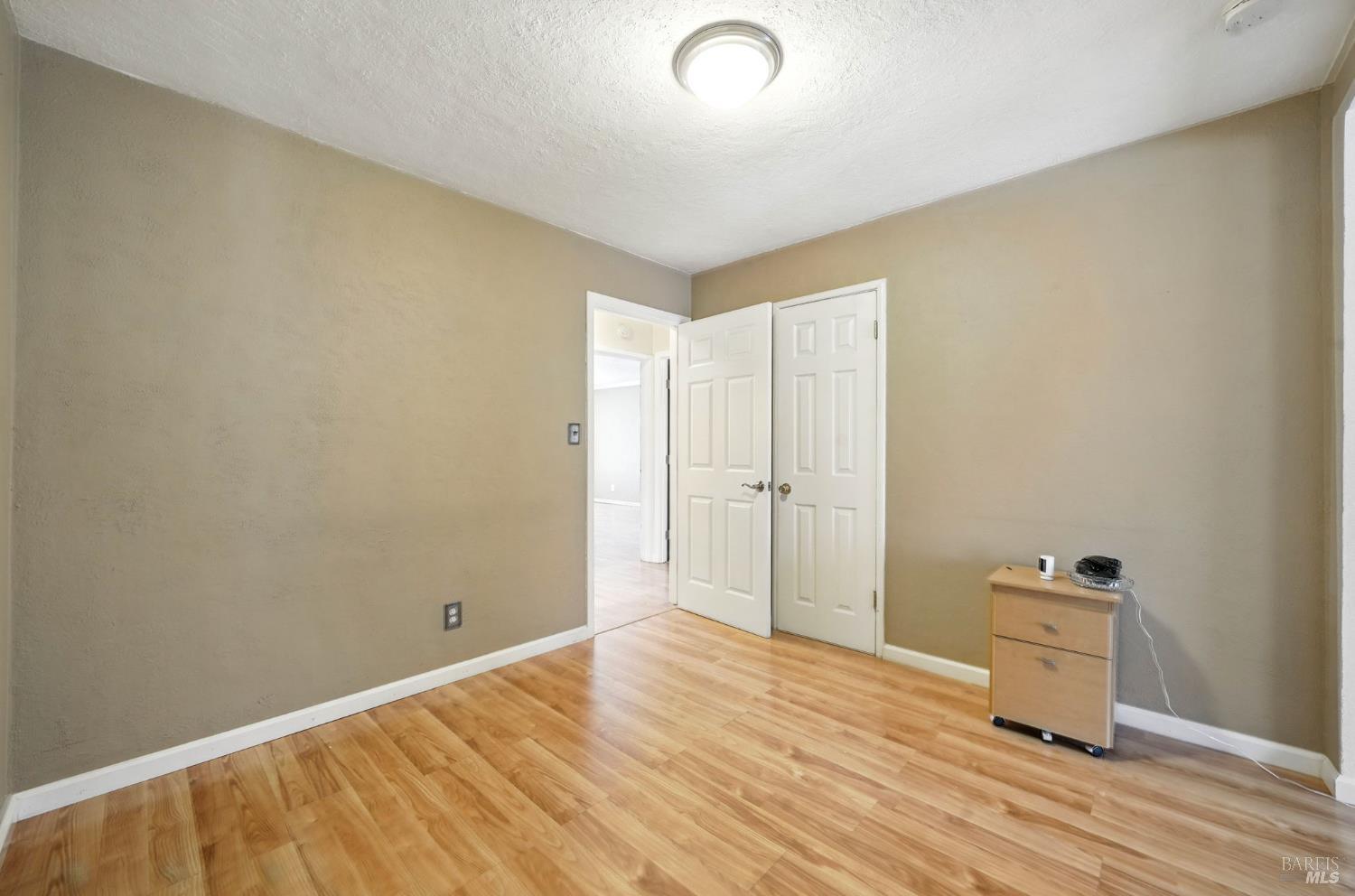 Detail Gallery Image 15 of 26 For 1381 63rd Ave, Oakland,  CA 94621 - 2 Beds | 1 Baths