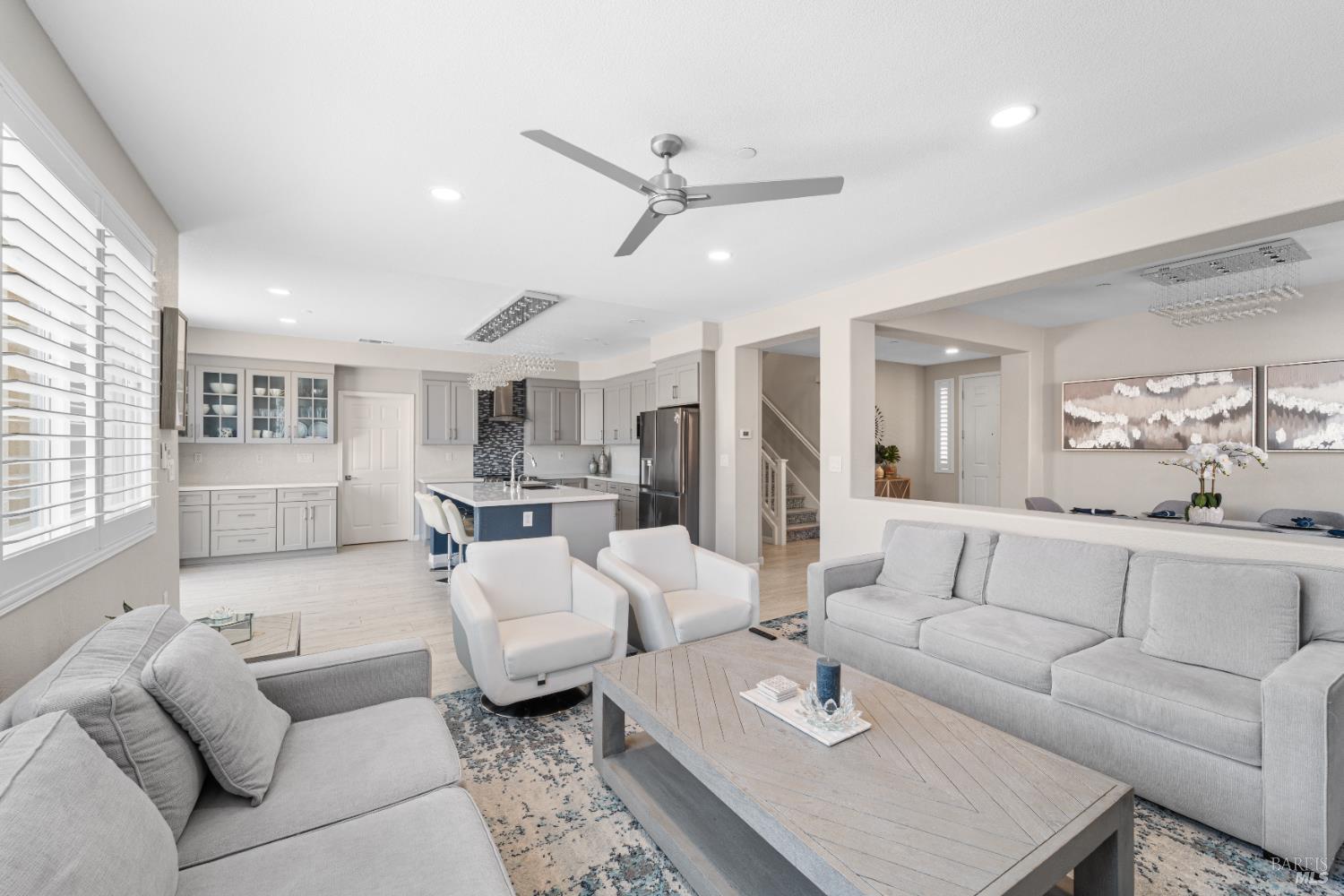 Detail Gallery Image 12 of 37 For 23 Castellina Cir Cir, American Canyon,  CA 94503 - 4 Beds | 3 Baths