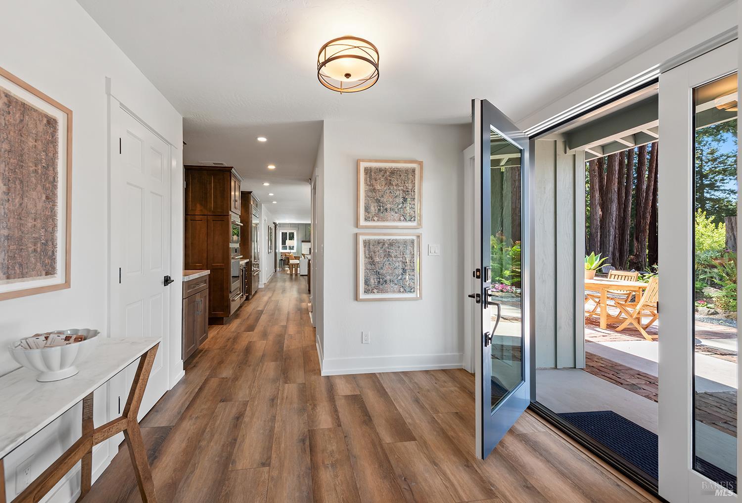 Detail Gallery Image 11 of 89 For 12675 Fiori Ln, Sebastopol,  CA 95472 - 4 Beds | 3/1 Baths