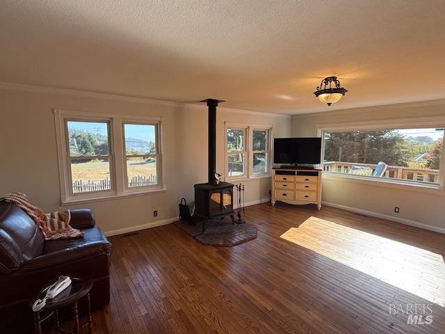 Detail Gallery Image 8 of 41 For 44700 Jackson St, Mendocino,  CA 95460 - 3 Beds | 1/1 Baths