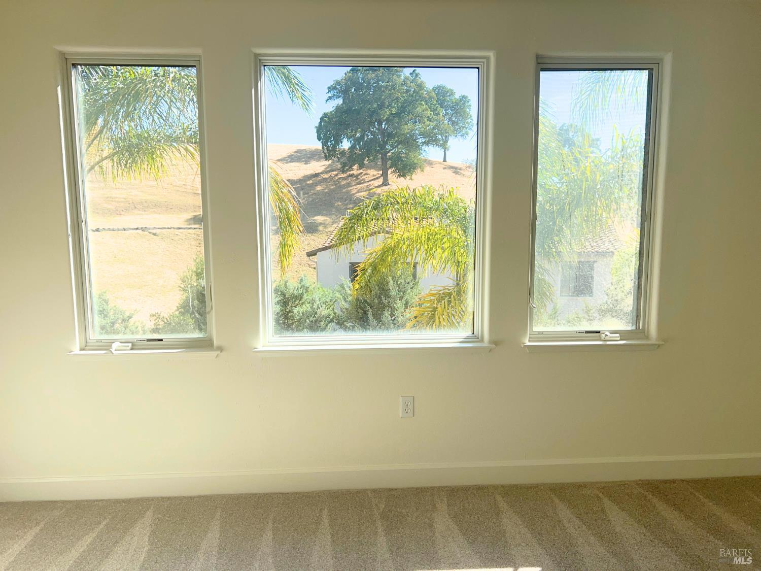 Detail Gallery Image 35 of 56 For 3127 Olympic Rd, Fairfield,  CA 94534 - 5 Beds | 3 Baths
