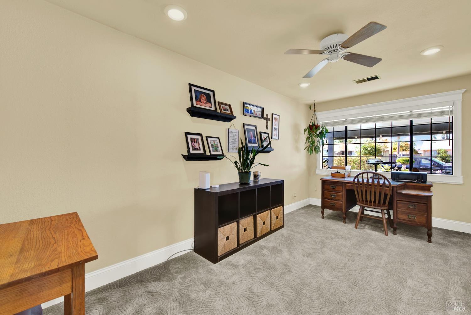Detail Gallery Image 14 of 85 For 1835 Egret Ln, Hayward,  CA 94545 - 3 Beds | 2 Baths