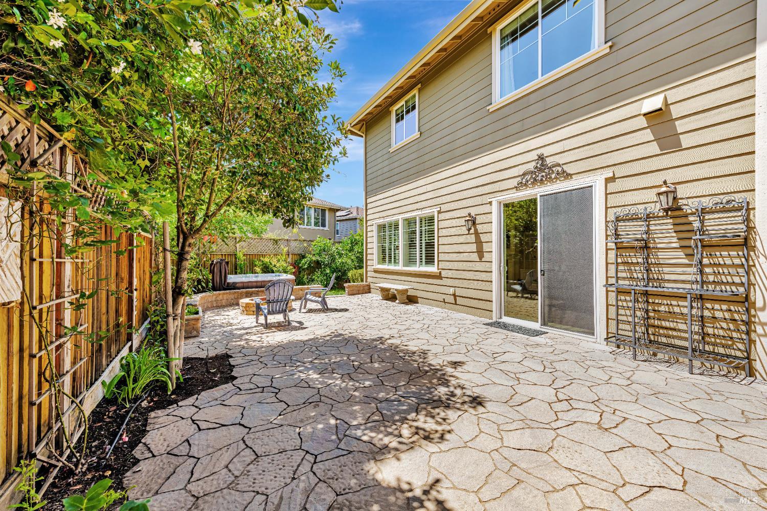 Detail Gallery Image 49 of 55 For 1678 Southridge Dr, Petaluma,  CA 94954 - 4 Beds | 3 Baths