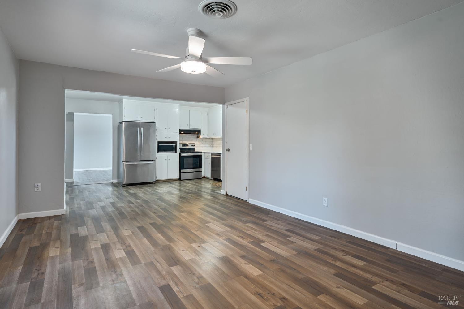 Detail Gallery Image 15 of 40 For 85 Tahoe Dr, Rio Vista,  CA 94571 - 3 Beds | 1/1 Baths