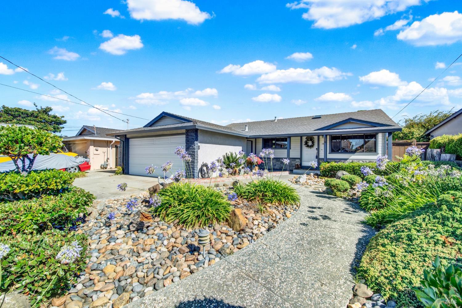 Detail Gallery Image 8 of 85 For 1835 Egret Ln, Hayward,  CA 94545 - 3 Beds | 2 Baths