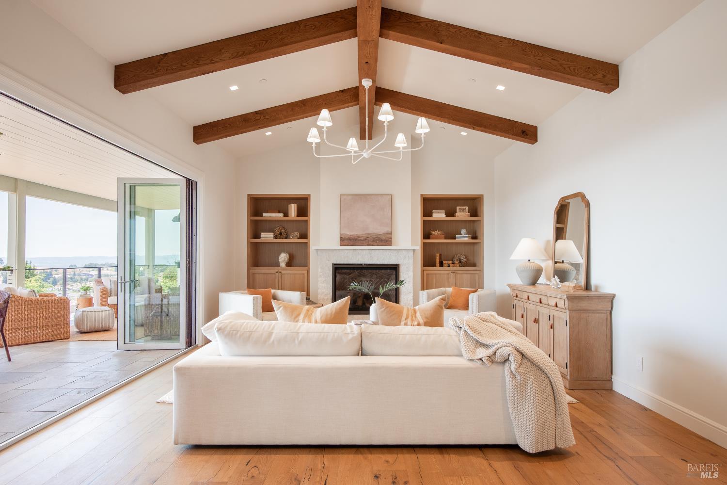 Detail Gallery Image 19 of 49 For 3788 Palazzo Ct, Santa Rosa,  CA 95404 - 4 Beds | 2/1 Baths