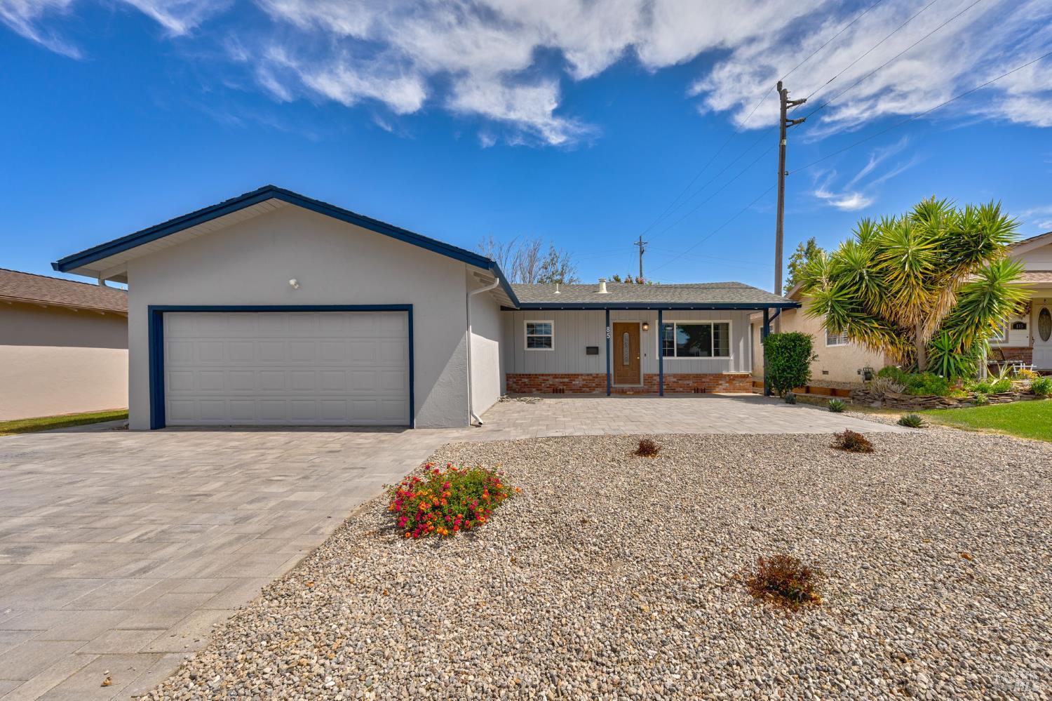 Detail Gallery Image 3 of 40 For 85 Tahoe Dr, Rio Vista,  CA 94571 - 3 Beds | 1/1 Baths