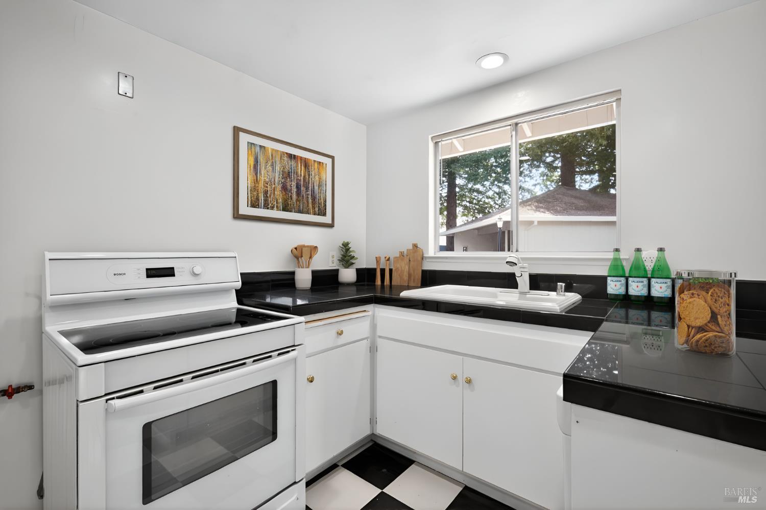 Detail Gallery Image 20 of 39 For 46 Aspen Meadows Cir, Santa Rosa,  CA 95409 - 1 Beds | 1 Baths