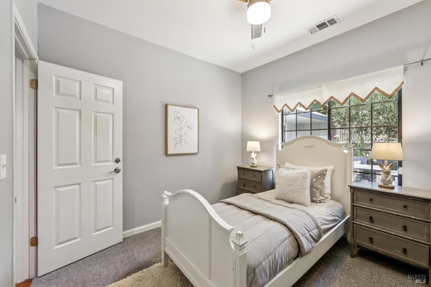 Detail Gallery Image 20 of 37 For 709 Amherst Cir, Sonoma,  CA 95476 - 3 Beds | 2 Baths