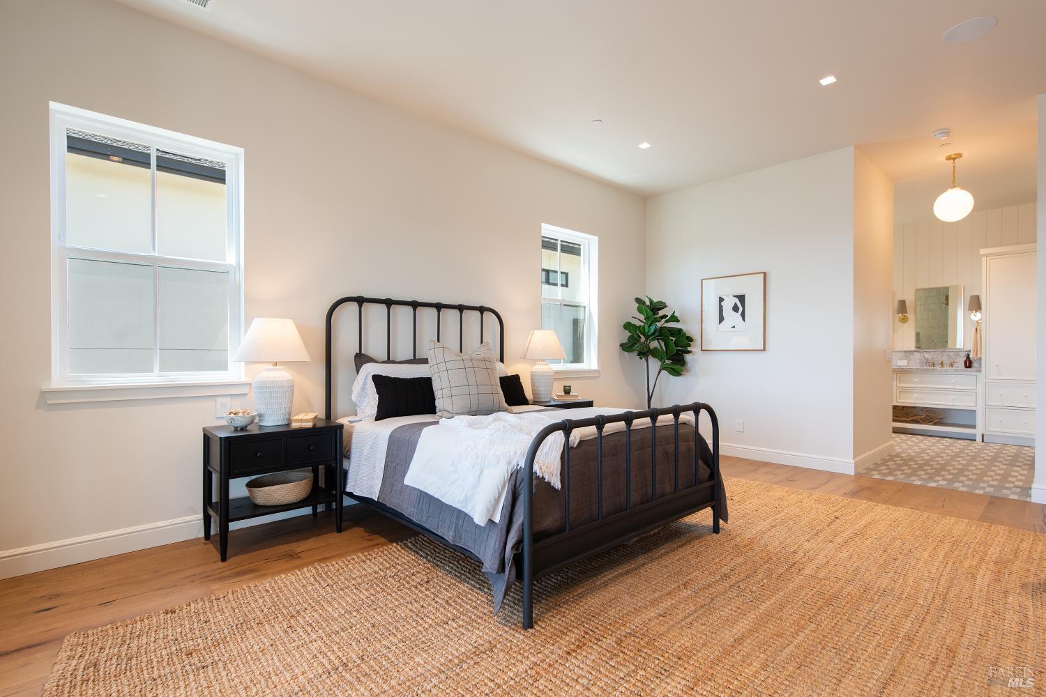 Detail Gallery Image 29 of 49 For 3788 Palazzo Ct, Santa Rosa,  CA 95404 - 4 Beds | 2/1 Baths