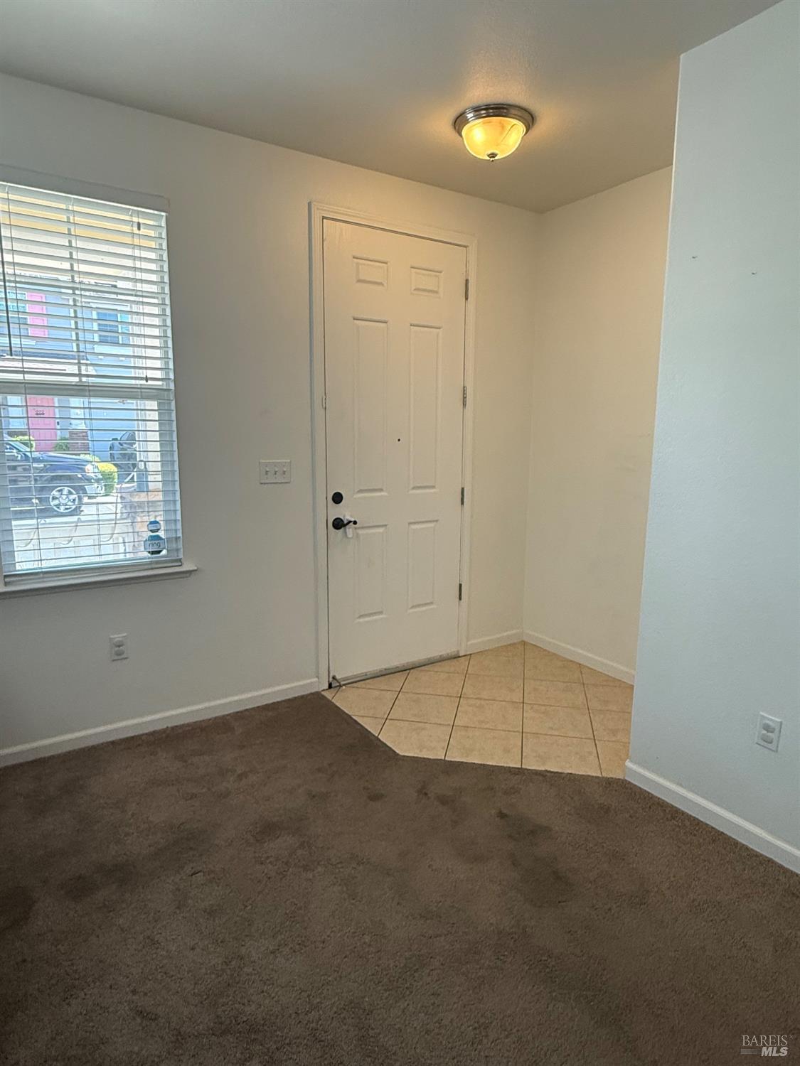 Detail Gallery Image 2 of 28 For 36 Corvina Way, American Canyon,  CA 94503 - 3 Beds | 2/1 Baths